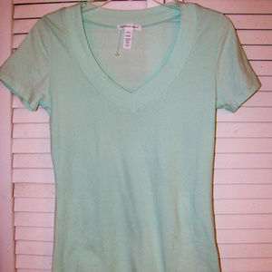 NWOT Womens AMBIANCE APPAREL Mint Stretch Tee LG